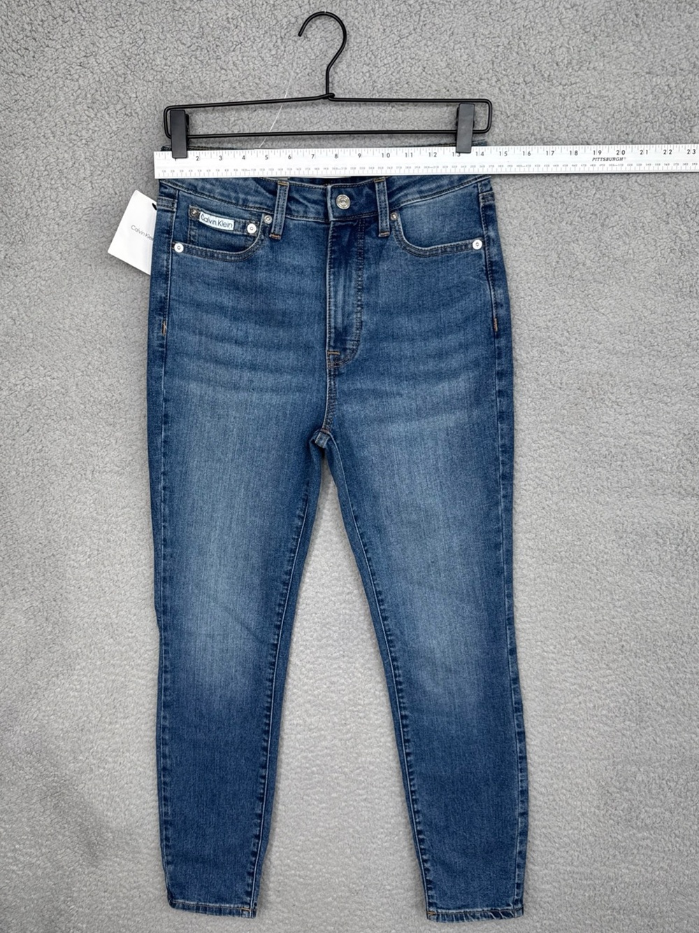 Calvin Klein Women,s Storm Blue High Rise Skinny Ankle Denim Jeans Size 6 NWT - Picture 4 of 16